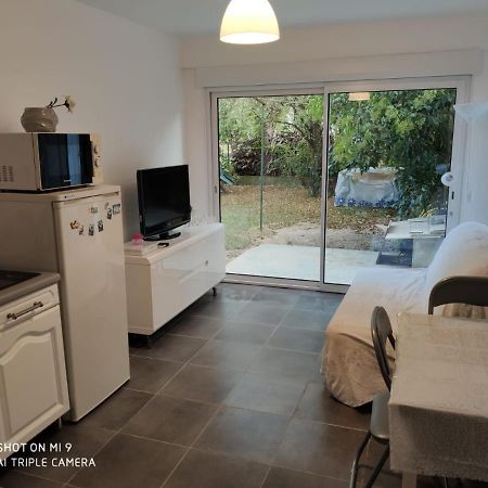Studio L'Agenais avec place de parking privée Appartamento Esterno foto